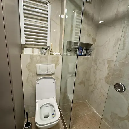 Arena Mila Apartment *